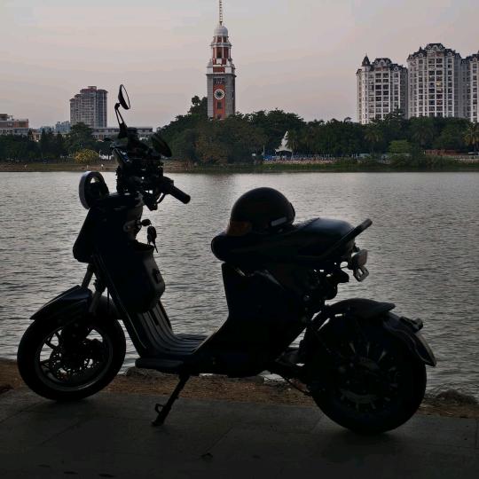 跑机哥