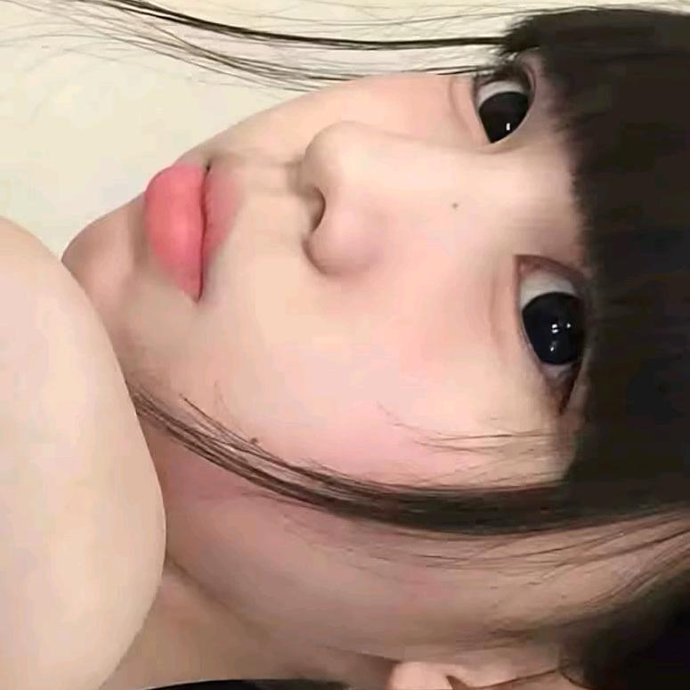 陳不爰、