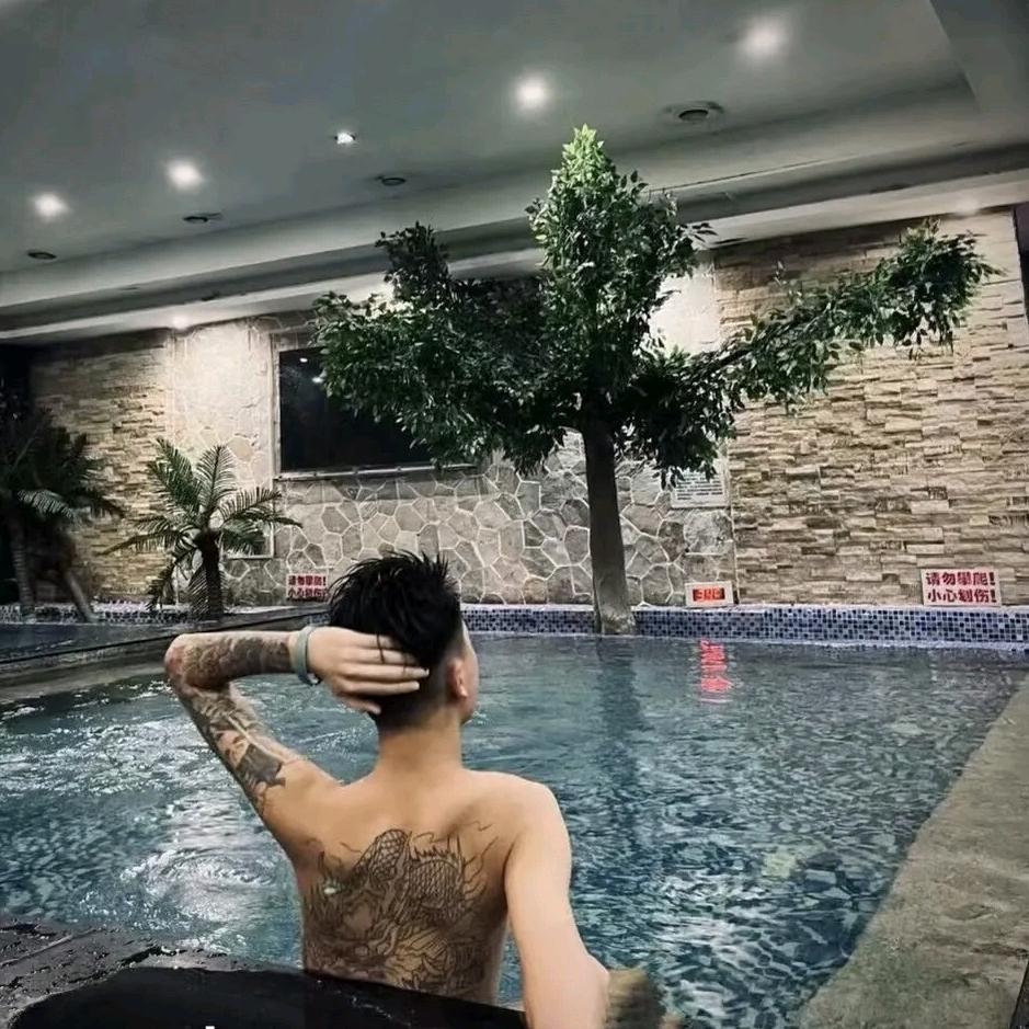 林芝拖运小伙