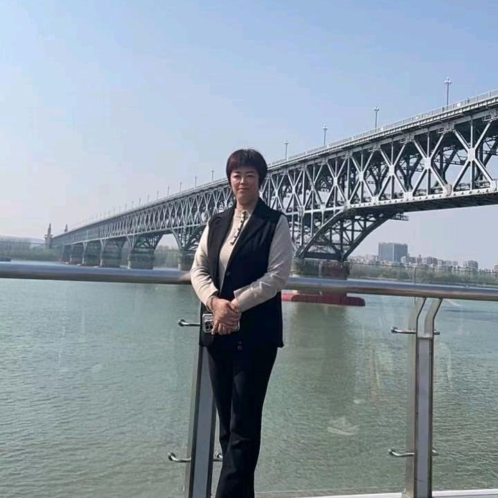 春雅美容美体会所JAVN(红河镇店)