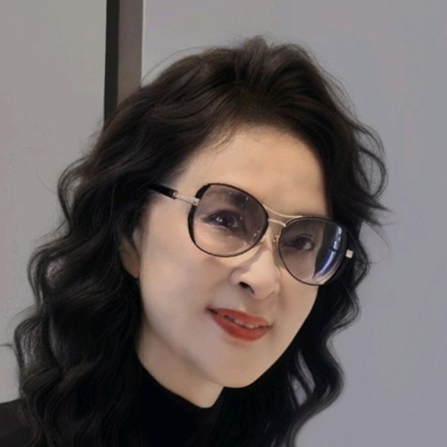 媚娜