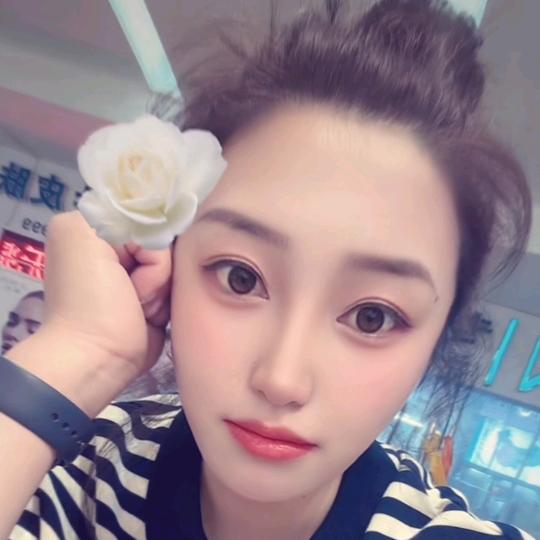 拉萨城关区白月鞋店