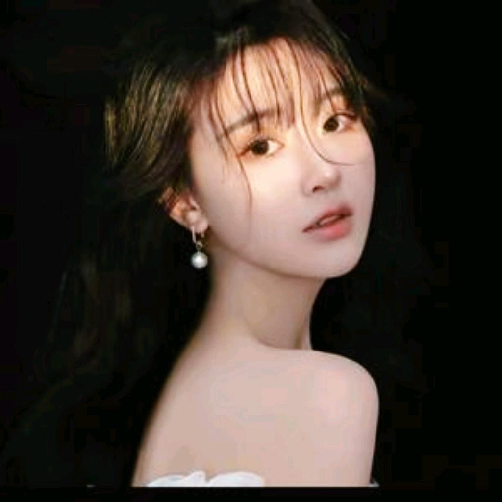 浩哥女装[穿搭分享）