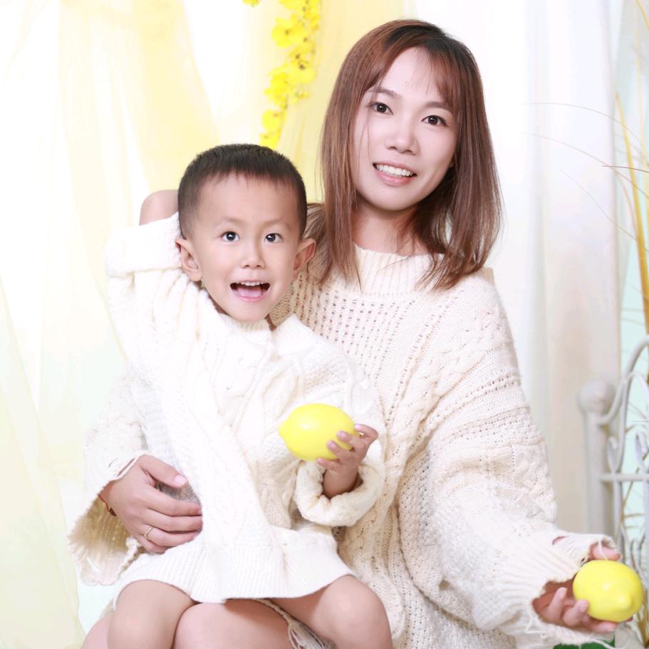 捧在张心，满眼是李