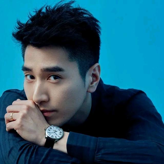 思念写成脸上的黑眼圈