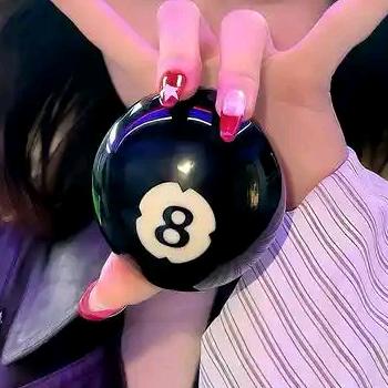 🎱