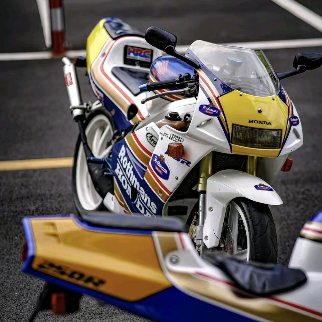 极速大招摩托车小🐑