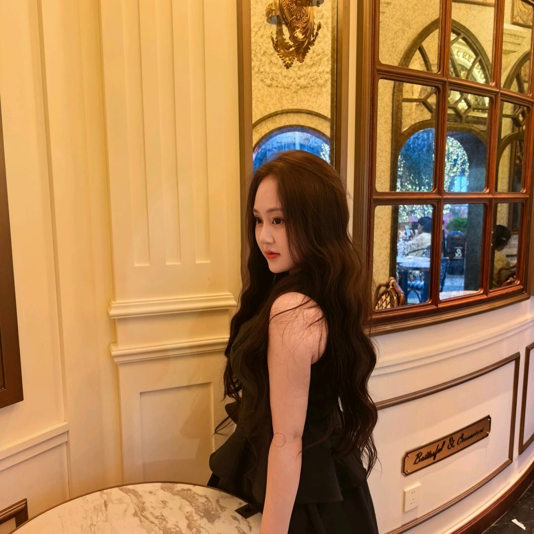 正好是小赵