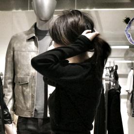 帮您挑衣服的萍姐