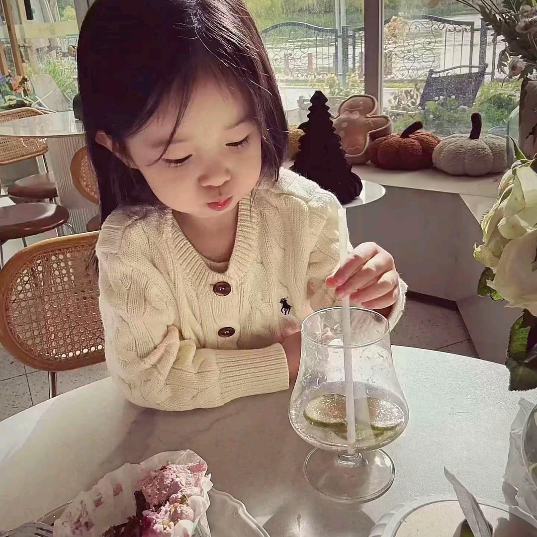 雅雅