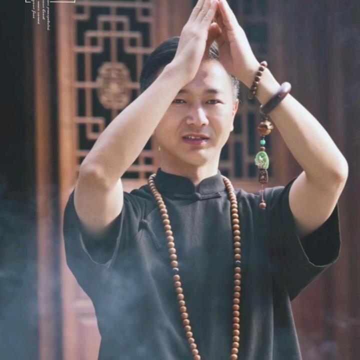 欧鲁偌  （春宝）