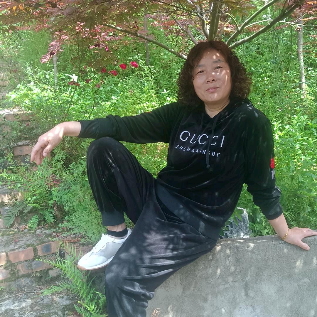 心中的苦笑起是甜的