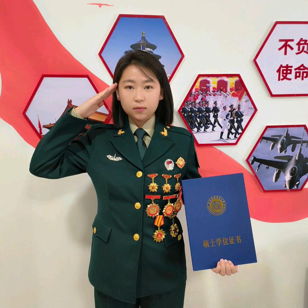 萌班～(退伍女兵)