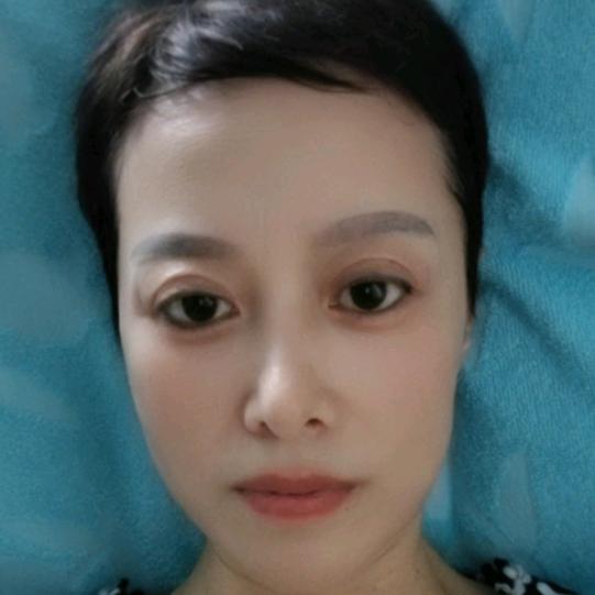 单伊人