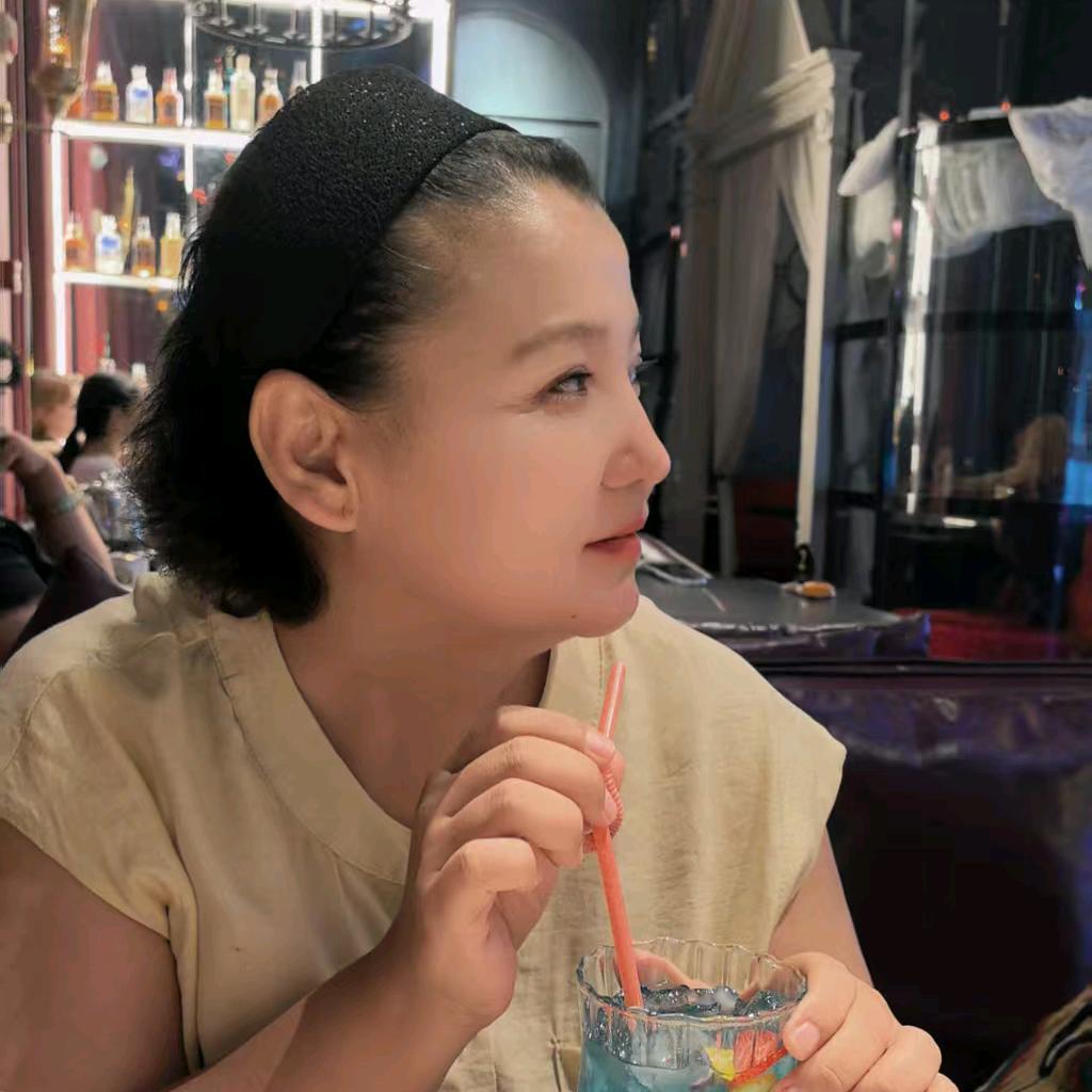 导游热热