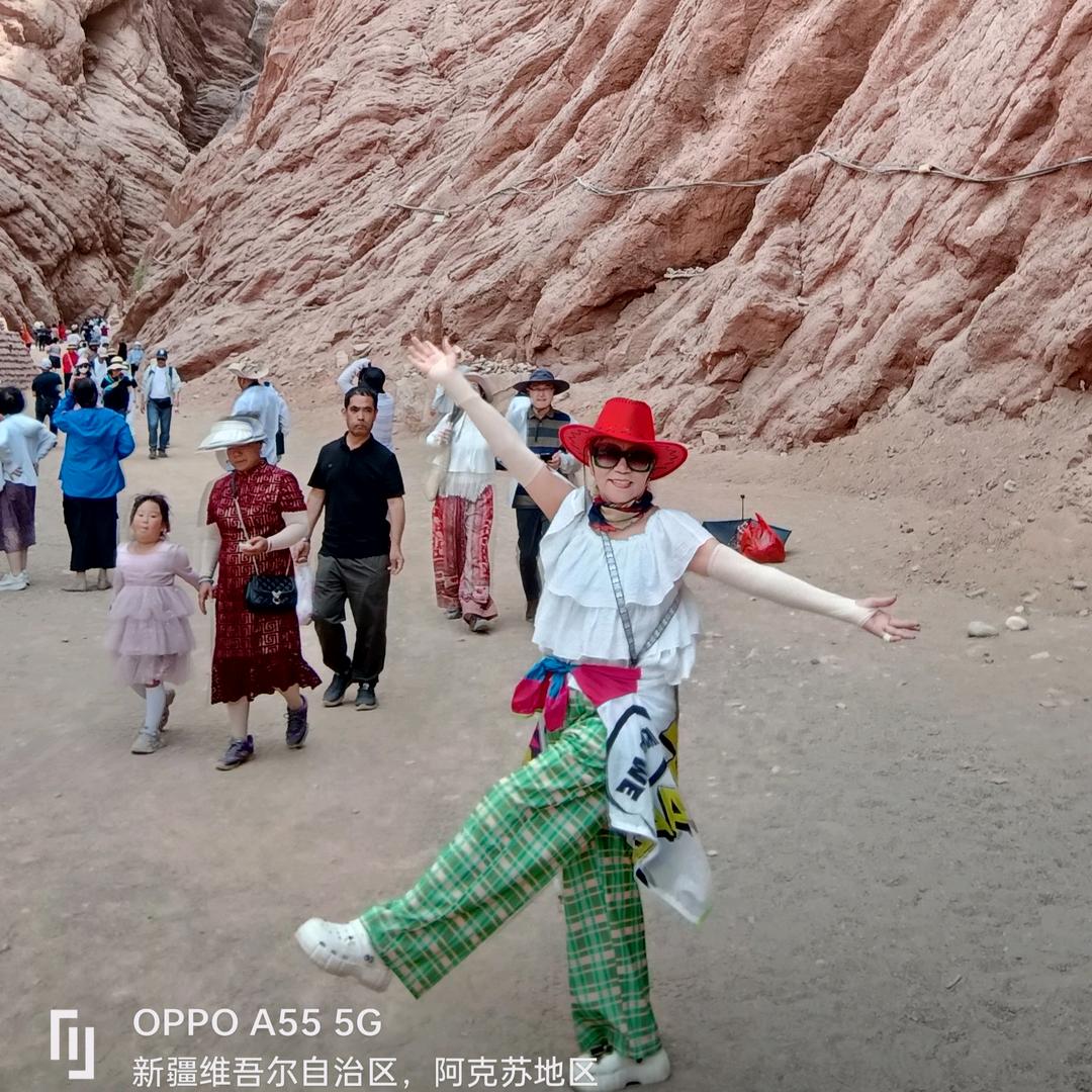 静姐想静静啦