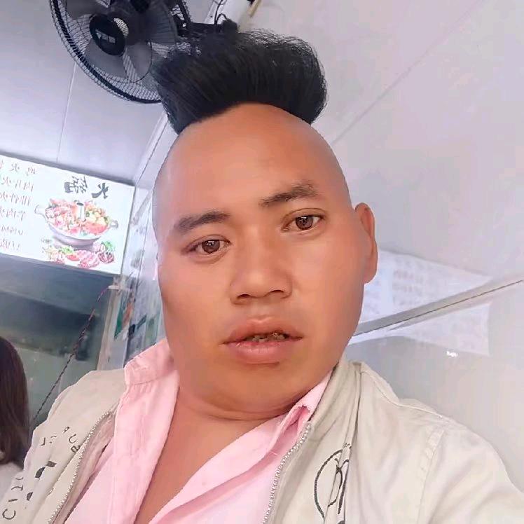 好花不长久单身小情哥(邹’)