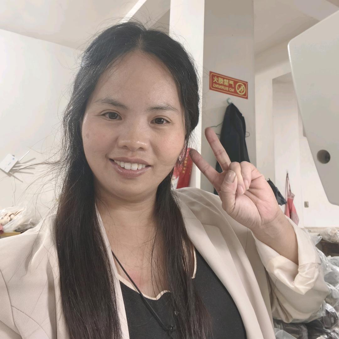 琪琪首播:晚11点18分