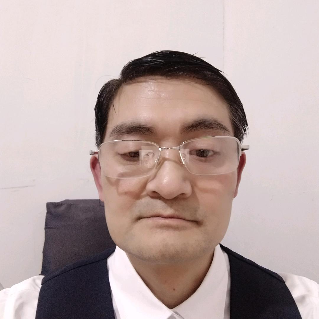 邓林爱唱歌