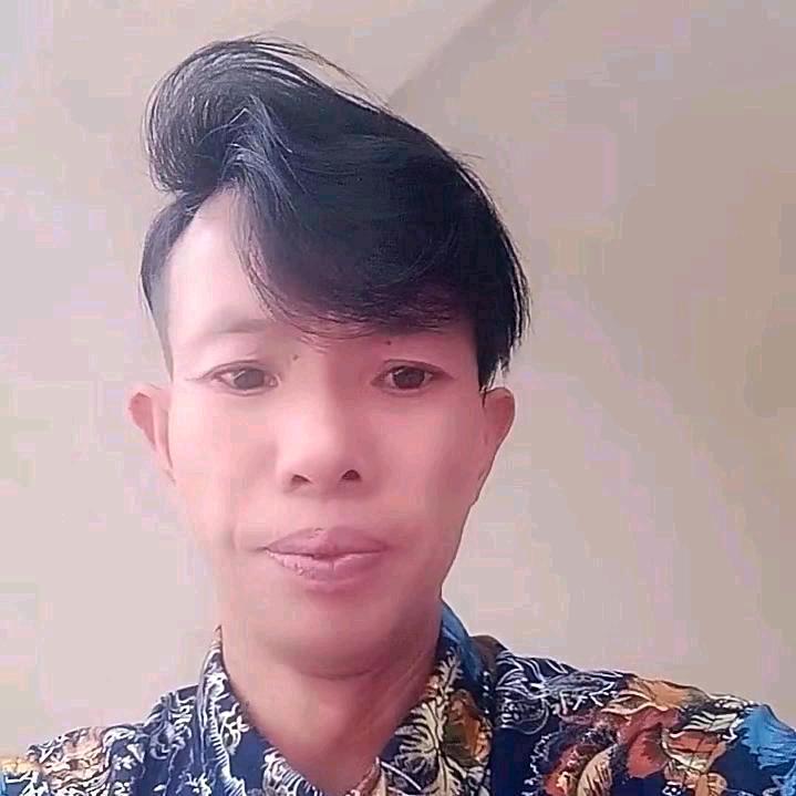 开心每一天😊王云南山歌王