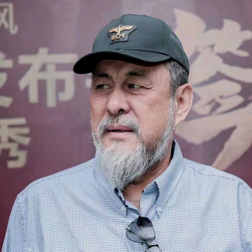 陆家粉