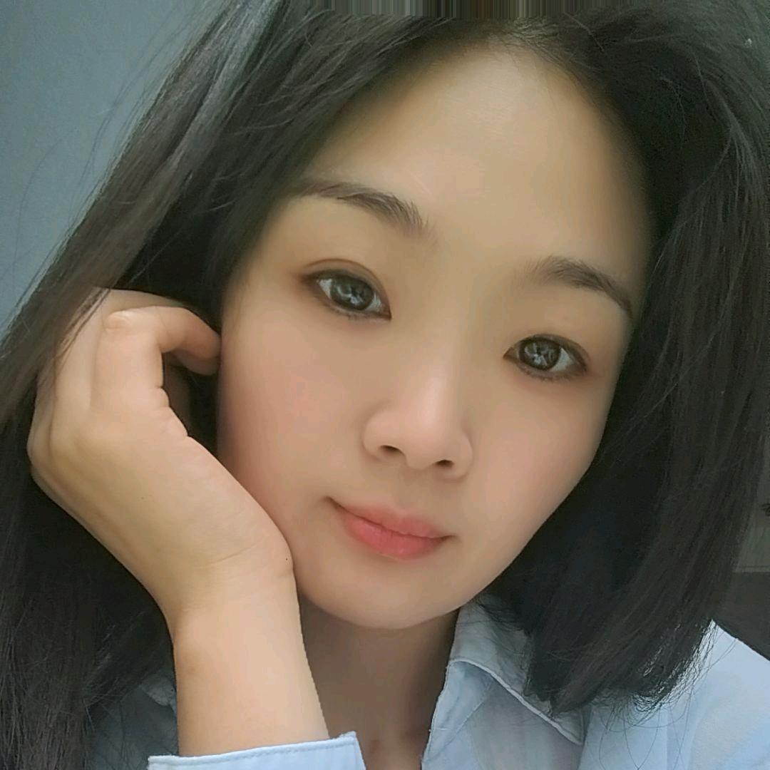 钟山区思玲臻宝行小姐姐