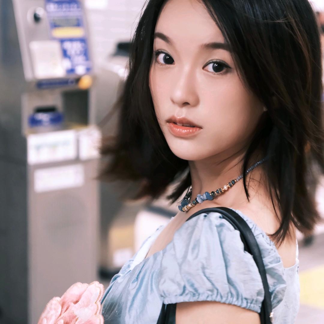 萌哒的小姐姐