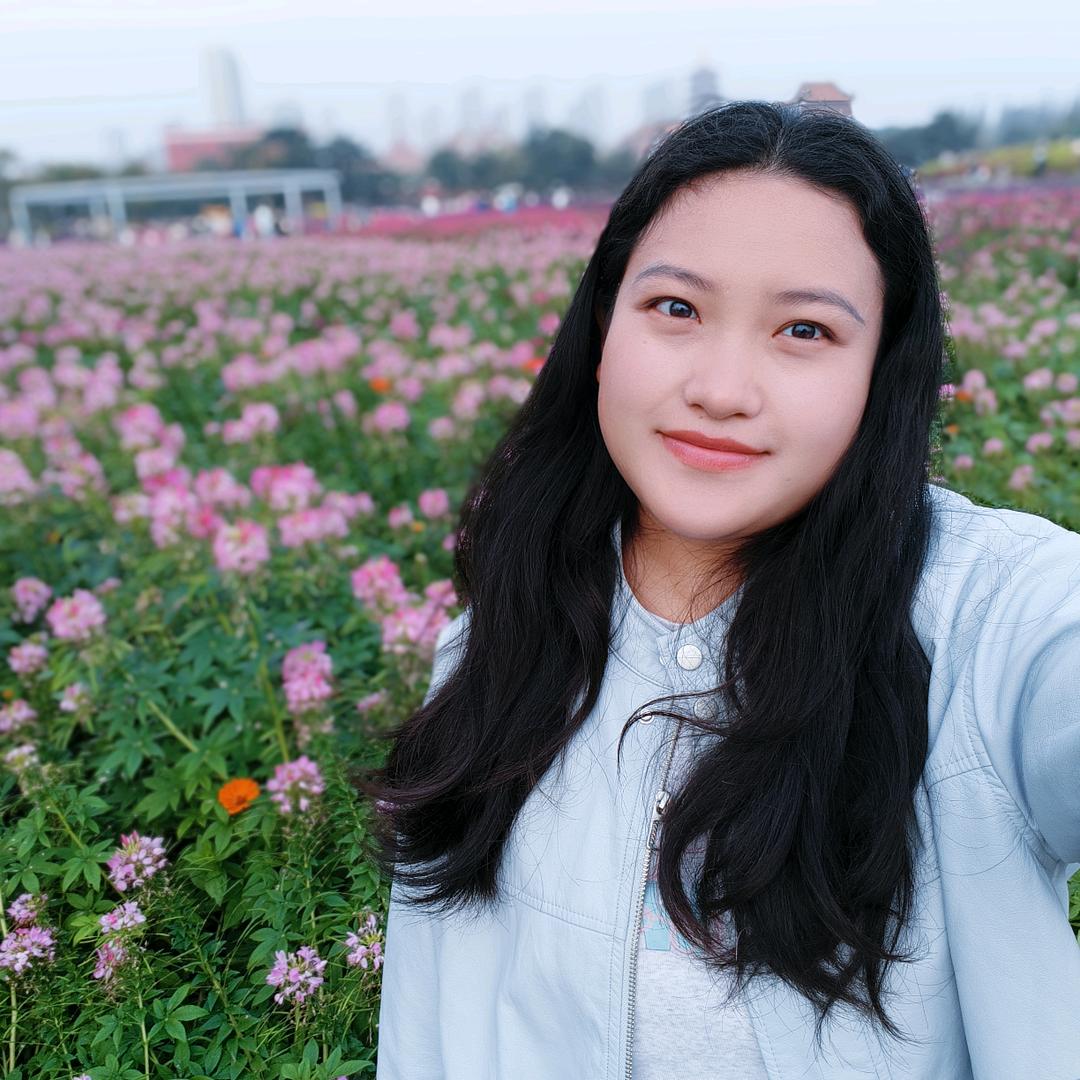 带娃读英文的超人妈
