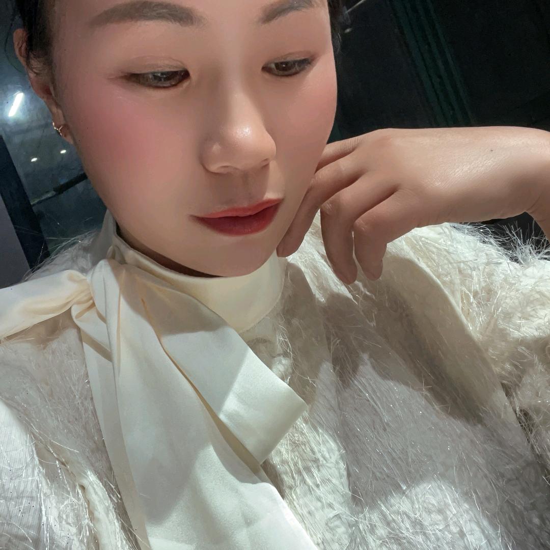 💄顾JIA👨‍👩‍👧‍👦🎊