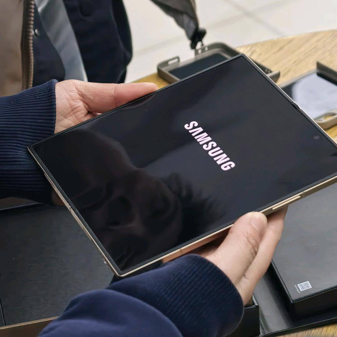 三头六臂的小星星