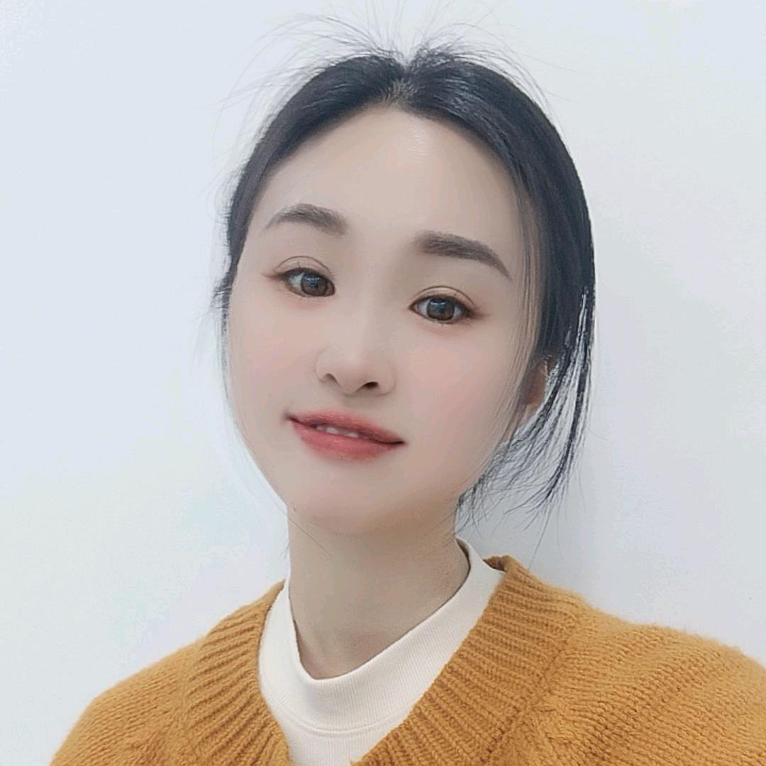 华泽城售楼部周海燕