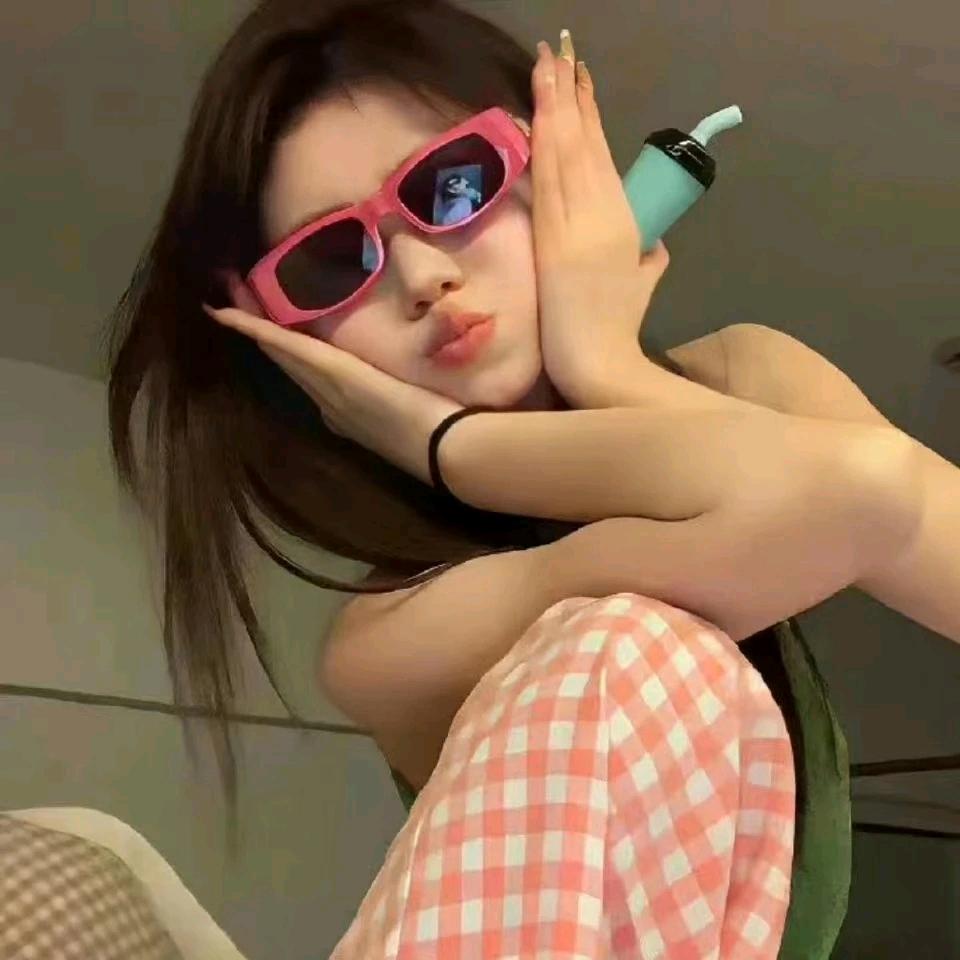 温菅冉.