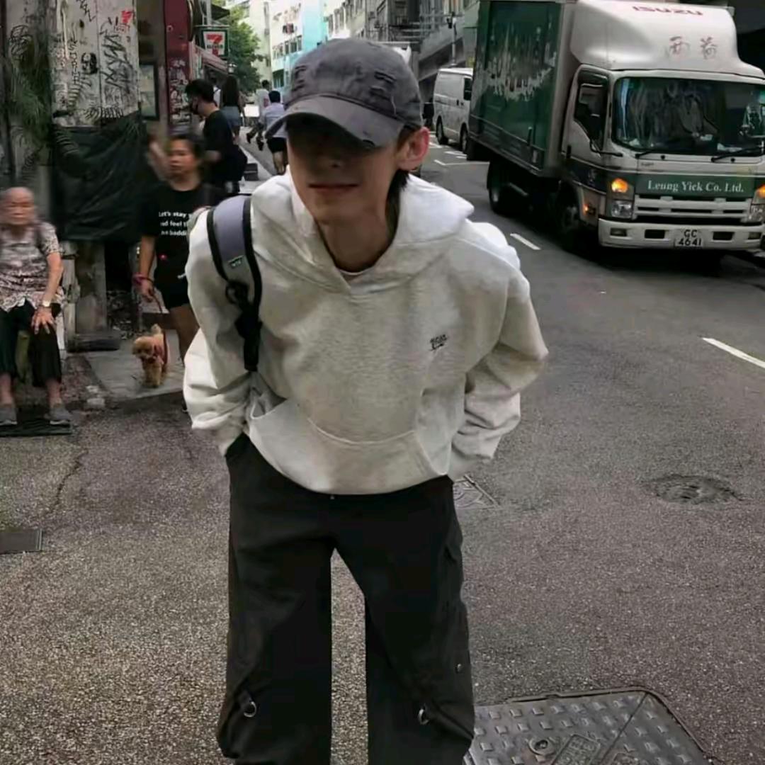 看见提醒我多喝水