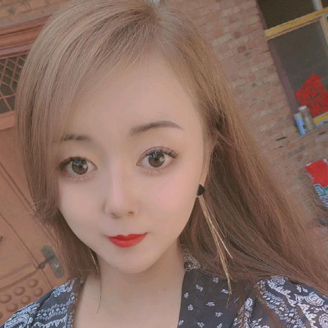 大眼妹