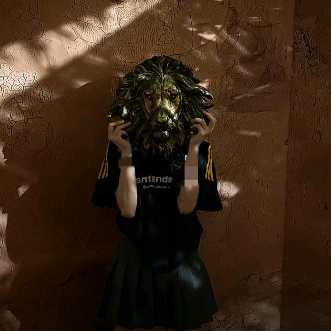 🌈钮钴禄·亨(锦鲤版)