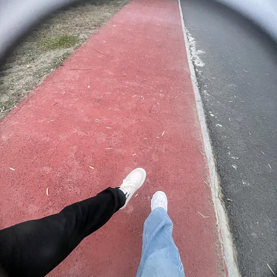 爱静静的小波子
