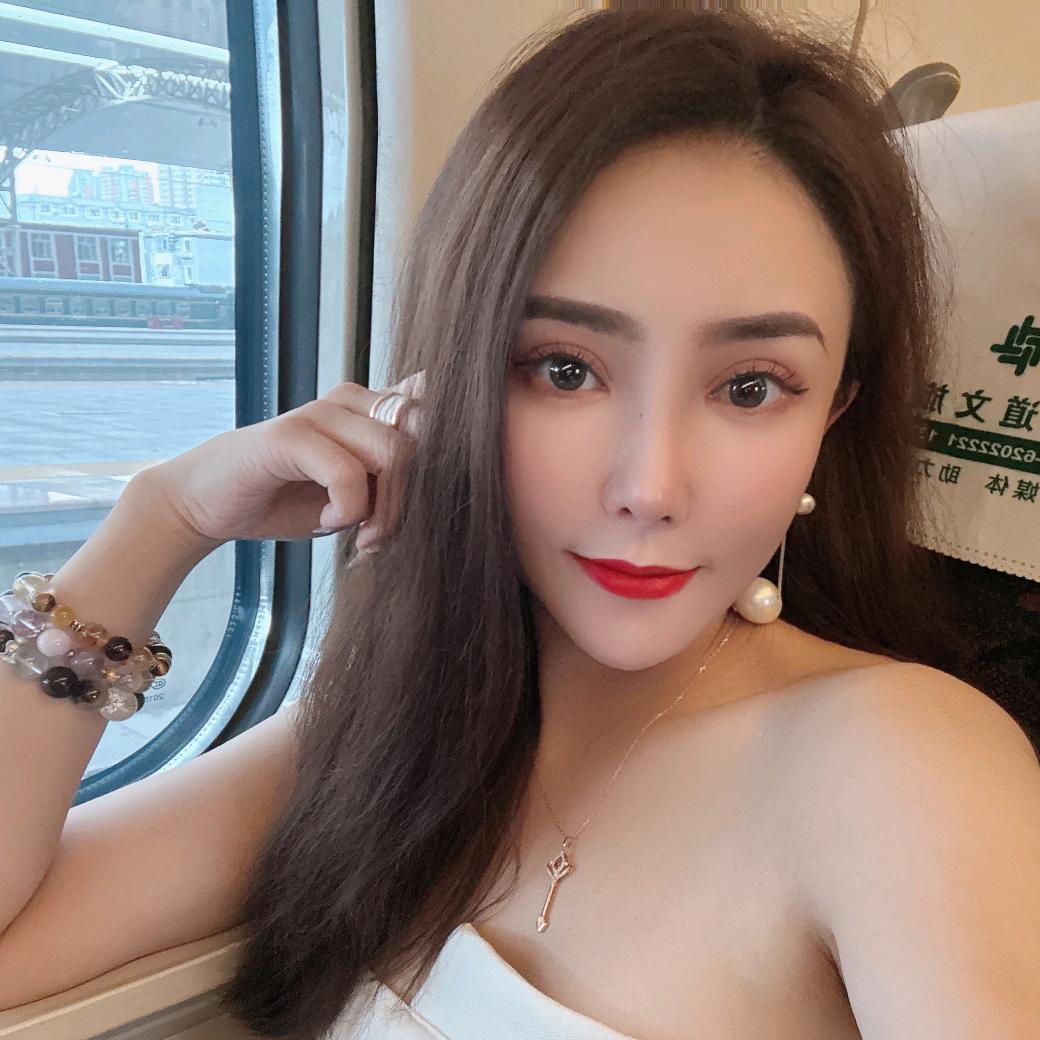 @大婷有点肉