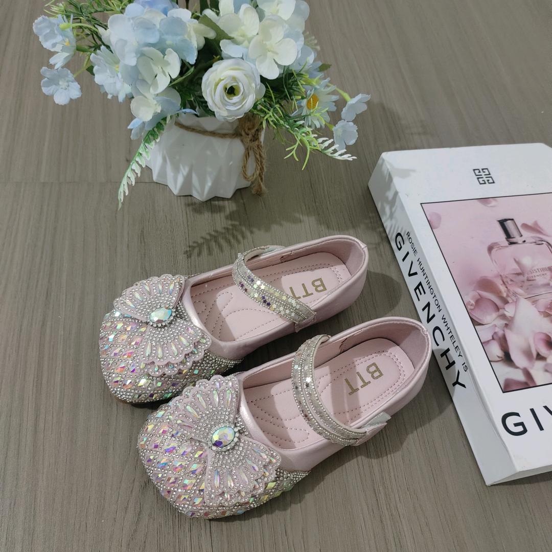 萌兔兔精品童鞋