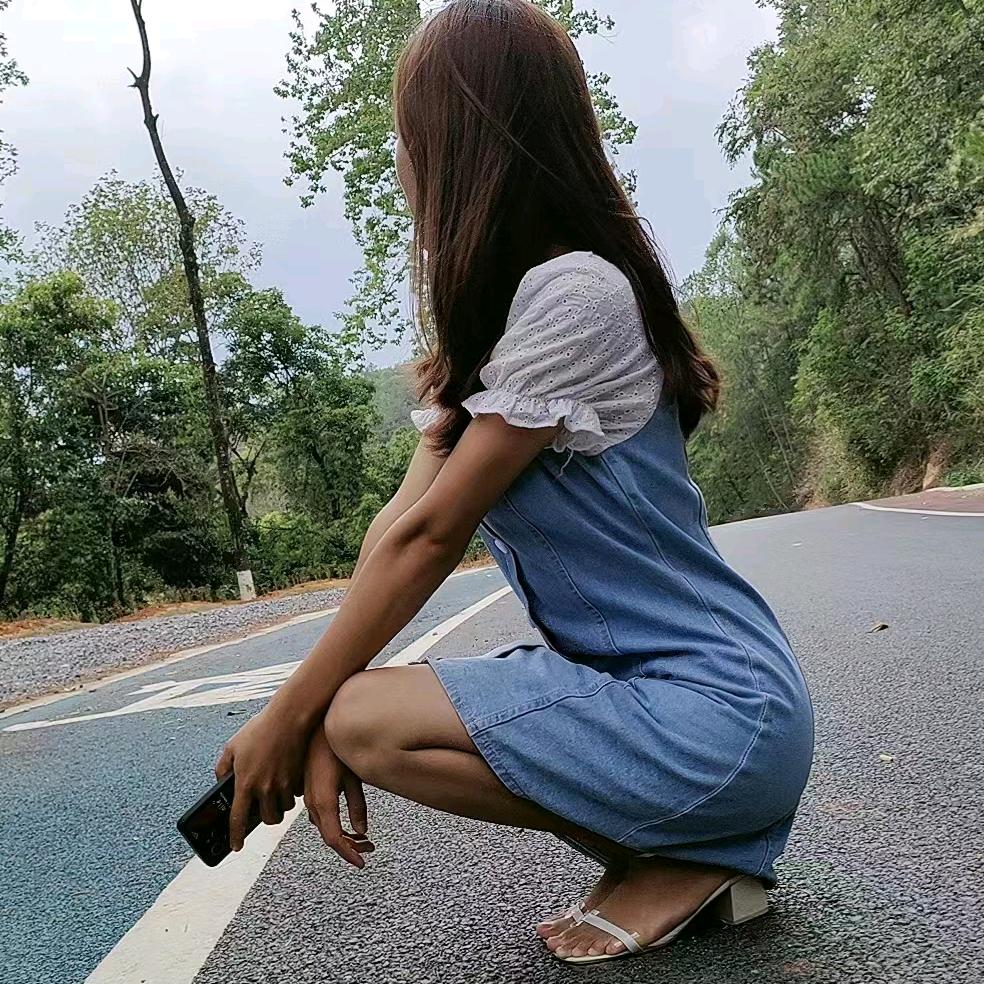 小贫嘴🐰