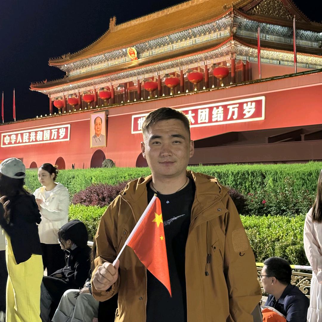 背包客小胡