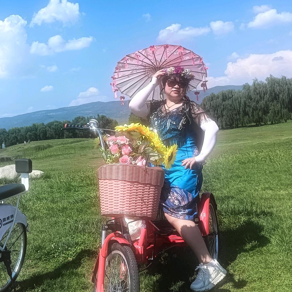 阿英.😜😜