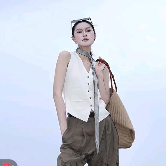 张琪JIEJI轻奢穿搭