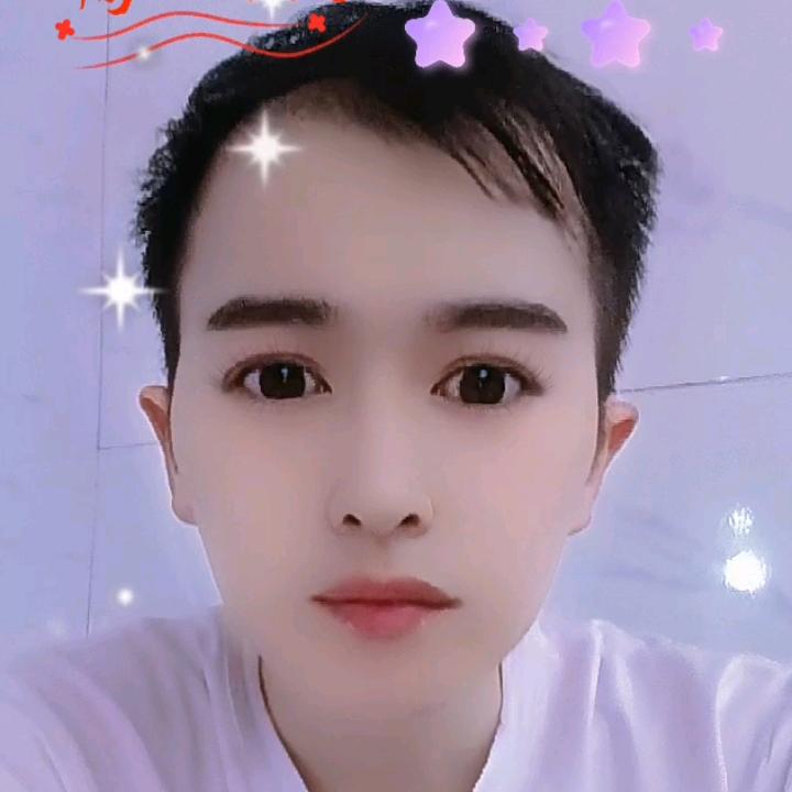明明爱唱歌