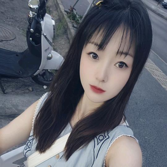 @小郑吖🎀