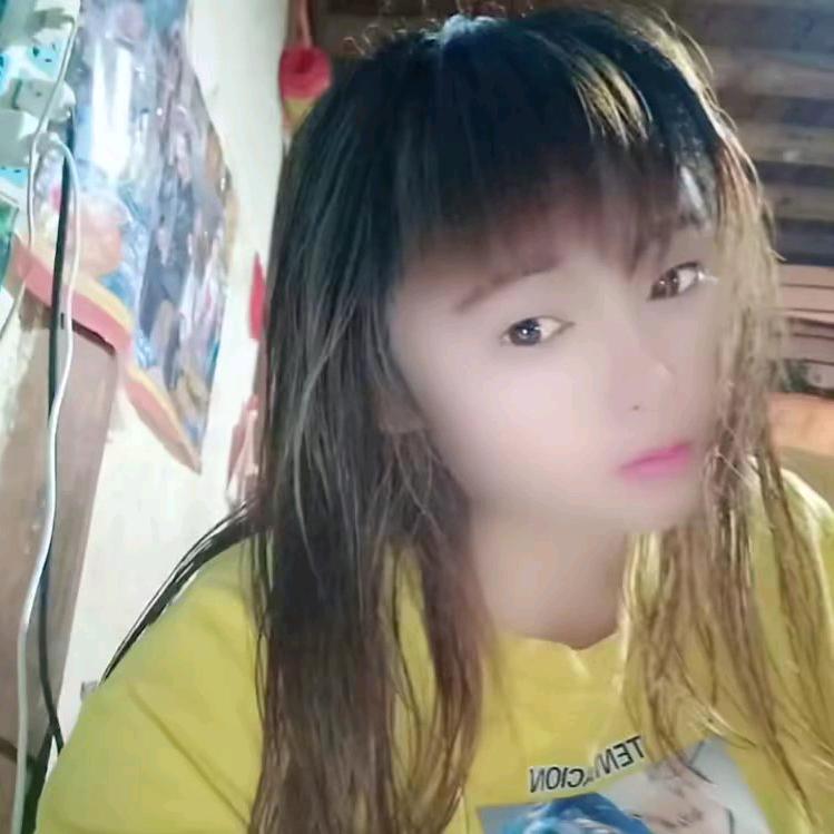 单身女孩小丽冰冷的心忘掉