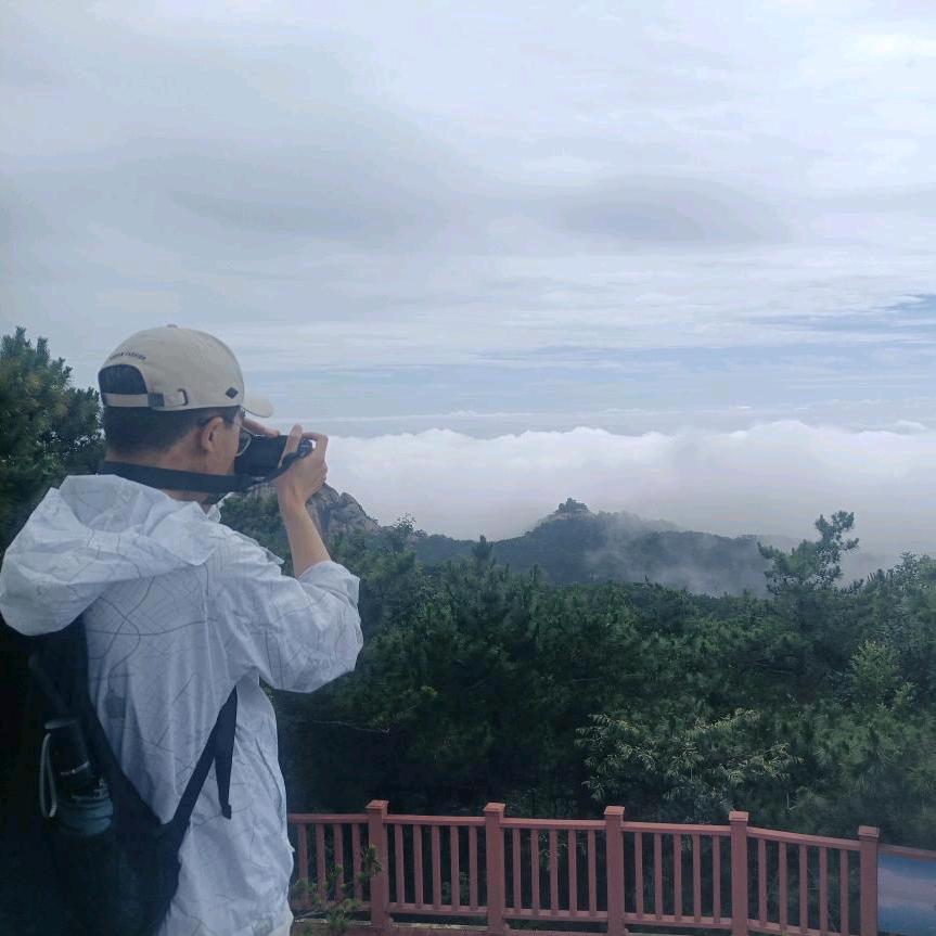山高人为峰