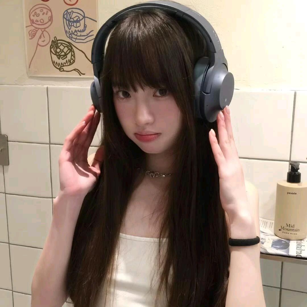 恶毒女配。