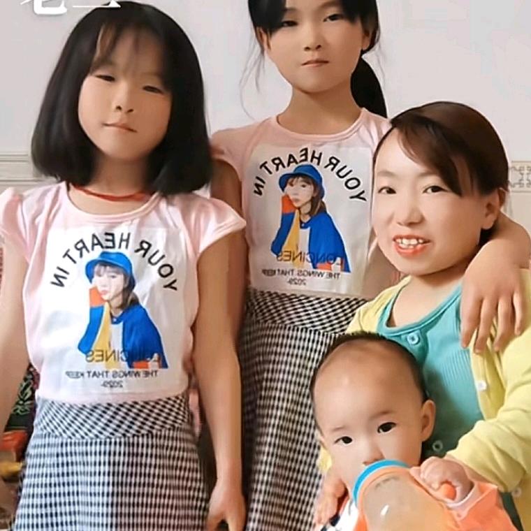 （单亲）袖珍三宝妈4号