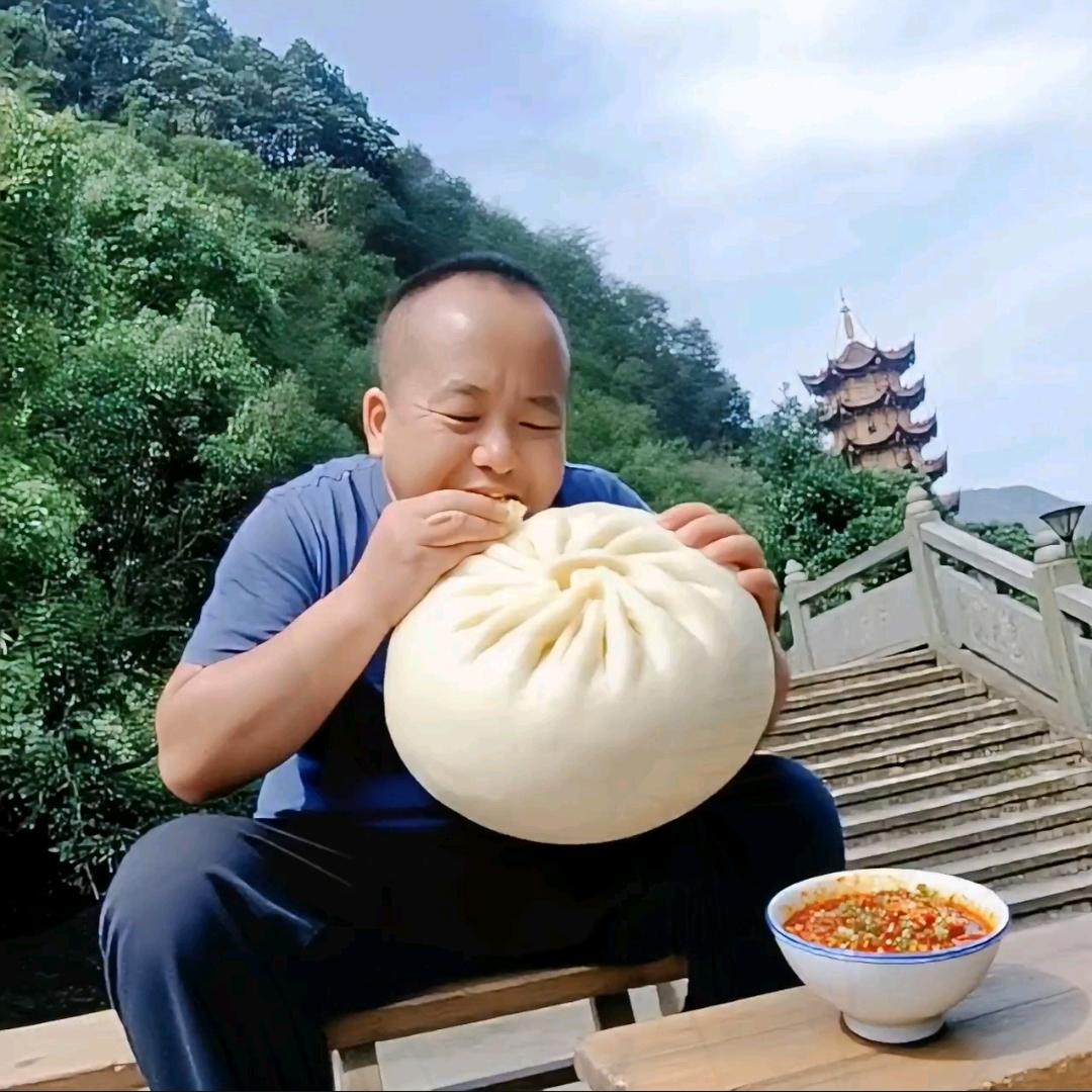 @是呆辉呀