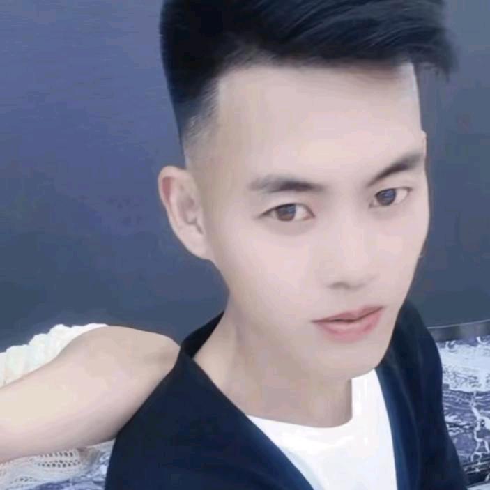 ╭(╯♝冣ᝰ♝乂᭄